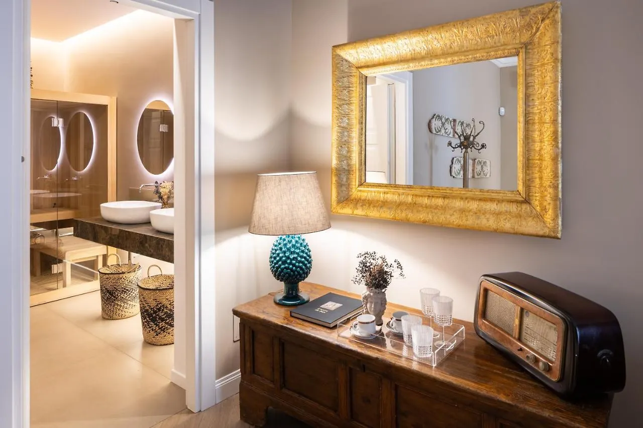 Vossia Luxury Rooms & Sicilian Living パレルモ ゲストハウス